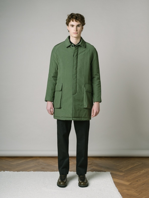 BRAE MAC IN MILITARY GREEN WATER REPELLENT ITALIAN NYLON WITH RECYCLED PADDED LINER